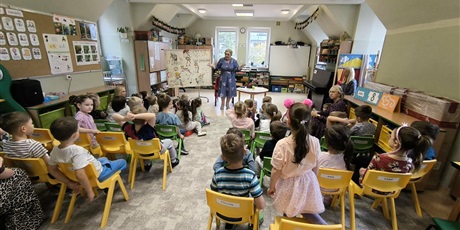 Powiększ grafikę: pchla-szachrajka-668812.jpg