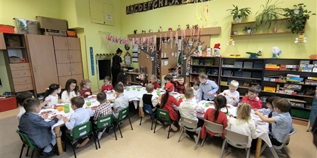 Powiększ grafikę: przedszkolna-wigilia-672964.jpg