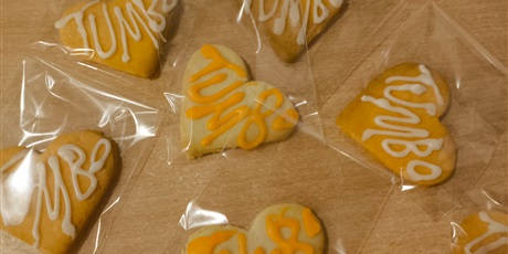 Powiększ grafikę: tumbo-pomaga-672959.jpg